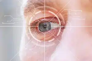 عمل لیزیک بعد از 40 سالگی