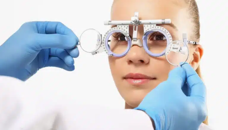 تست بینایی سنجی برای سنجش بینایی شخص