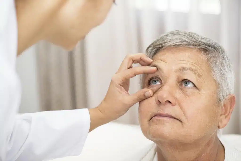 بعد از عمل آب مروارید چه تغییراتی در بینایی ایجاد میشود؟