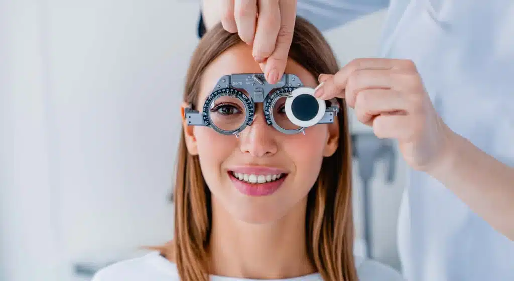 عیوب انکساری چشم چیست؟